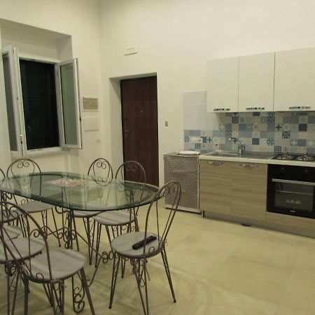 Enzo Home نابولي المظهر الخارجي الصورة