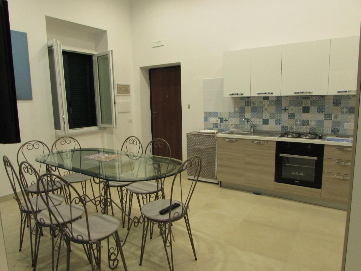 Enzo Home نابولي المظهر الخارجي الصورة