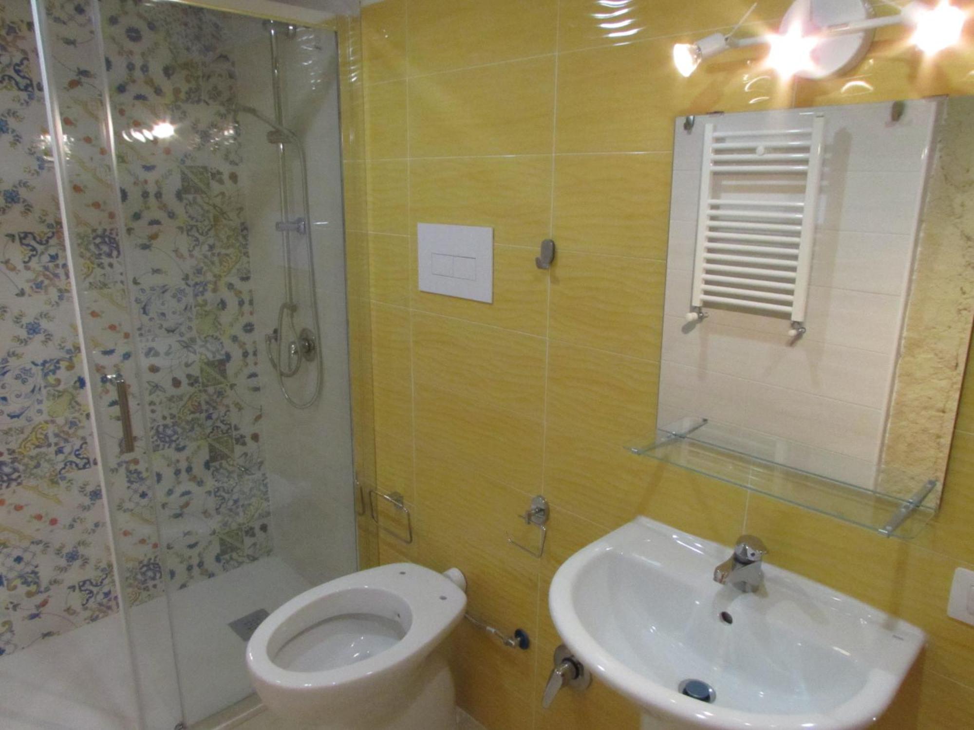 Enzo Home نابولي المظهر الخارجي الصورة